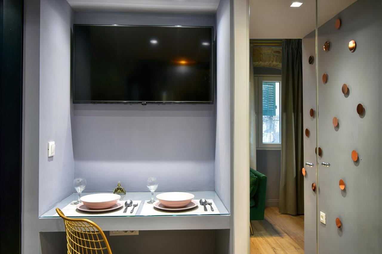 Queen 3 Apartment, In The Heart Of Corfu Historical Old Town Center Eksteriør bilde
